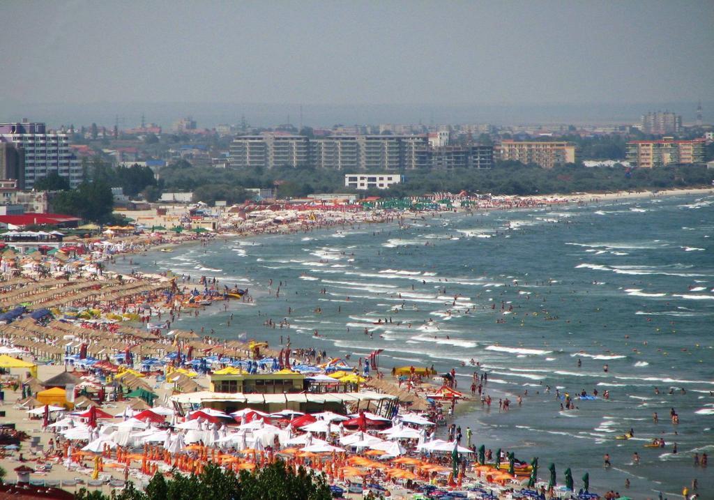 Hotel Apartament Constanta Exterior photo